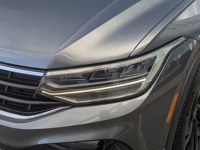 Used 2024 Volkswagen Tiguan SE R-Line image 9