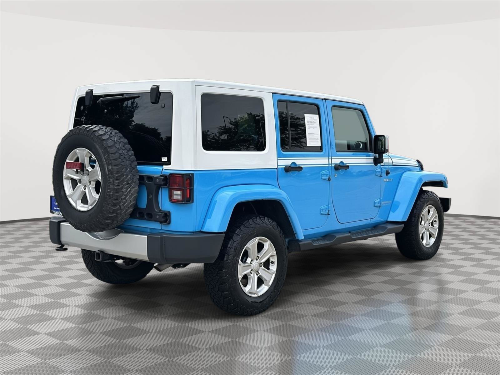 Used 2017 Jeep Wrangler Unlimited Sahara w/ Quick Order Package 24E Chief AWD/4WD image 7