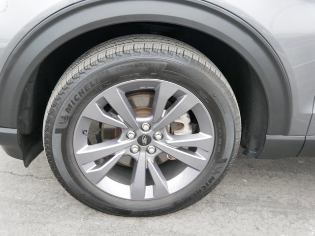 Certified 2023 Ford Explorer XLT w/ Equipment Group 202A image 6