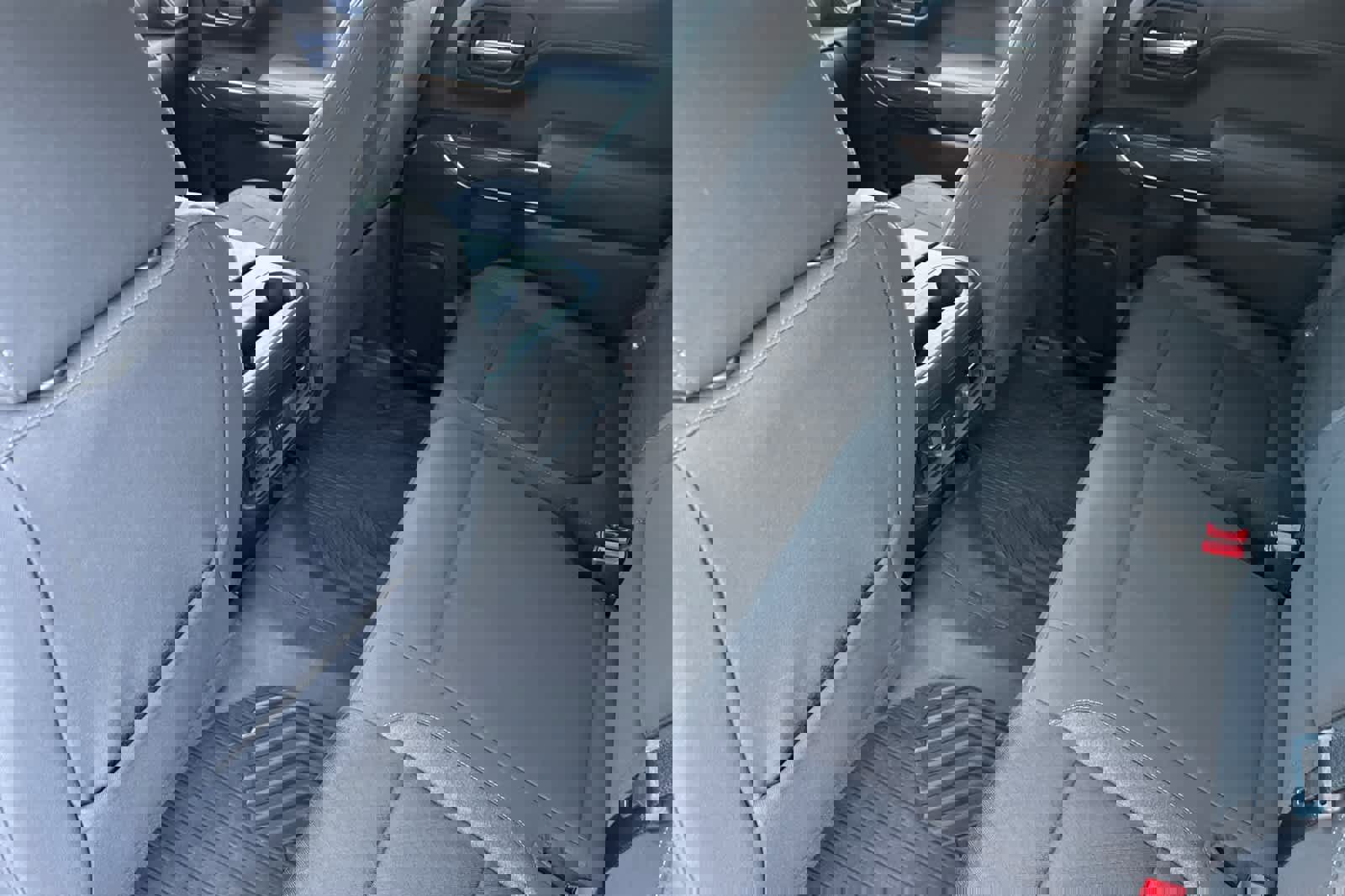 Used 2021 Chevrolet Silverado 1500 LT Trail Boss image 10