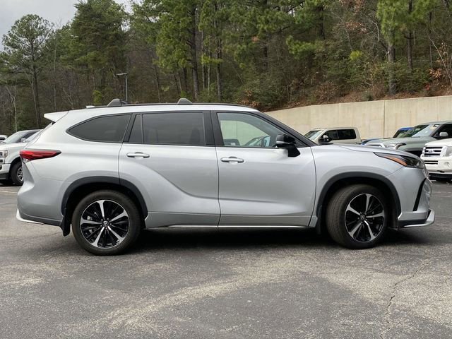 Used 2022 Toyota Highlander XSE image 6