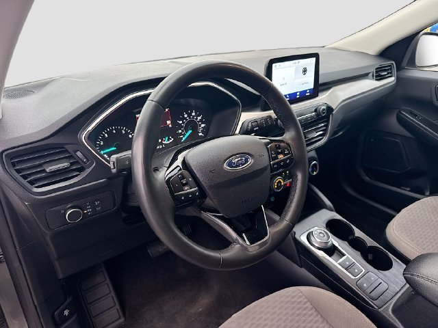 Certified 2022 Ford Escape SE w/ Cold Weather Package FWD image 11