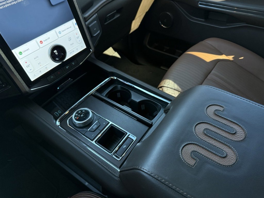 Certified 2024 Ford Expedition King Ranch image 20