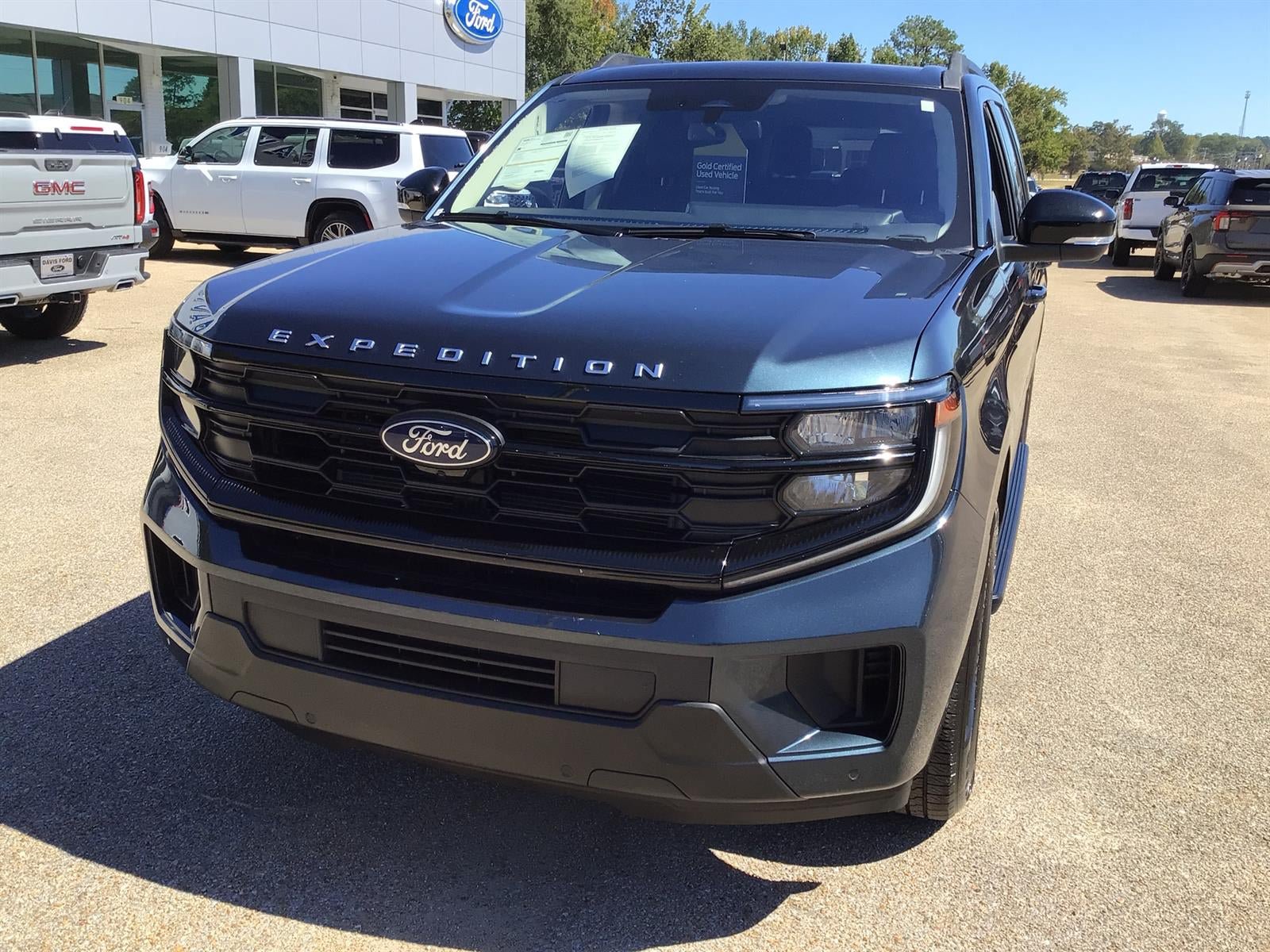 Certified 2025 Ford Expedition Active RWD image 6