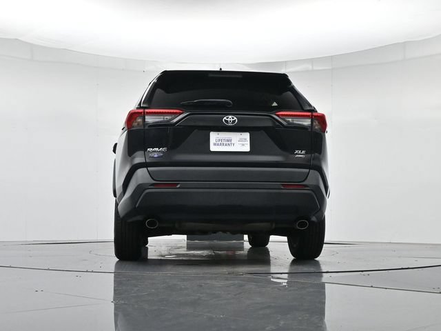 Used 2023 Toyota RAV4 XLE AWD/4WD image 40