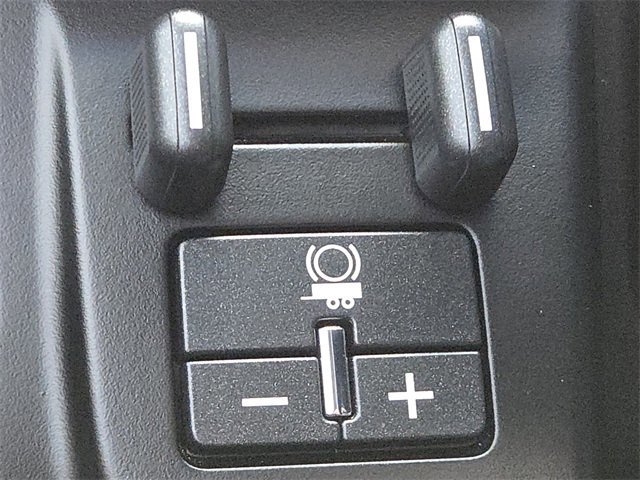 Used 2019 GMC Yukon Denali w/ Denali Ultimate Package image 23