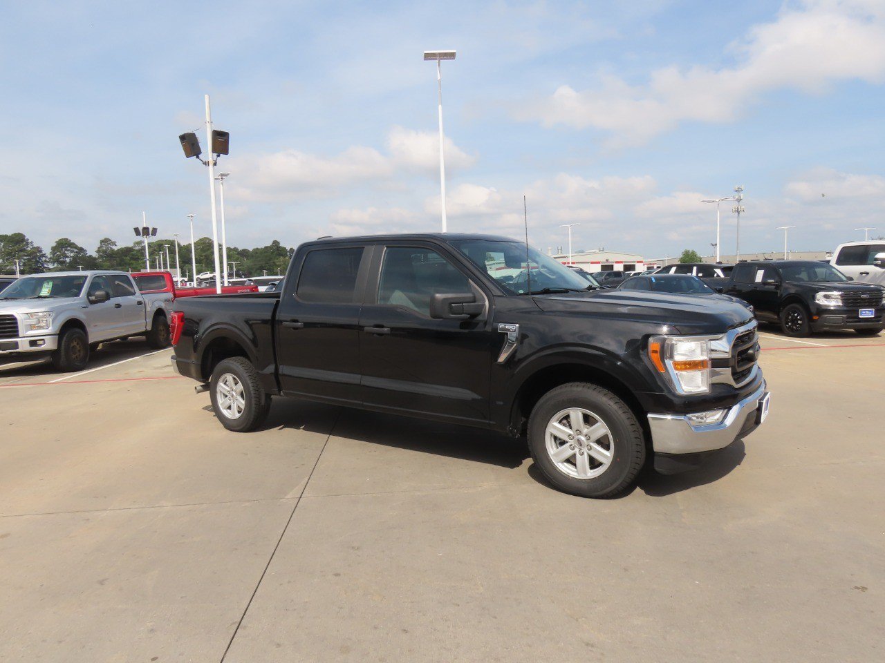 Certified 2022 Ford F150 XLT RWD image 6