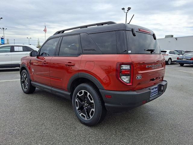 Certified 2022 Ford Bronco Sport Outer Banks w/ Tech Package AWD/4WD image 11