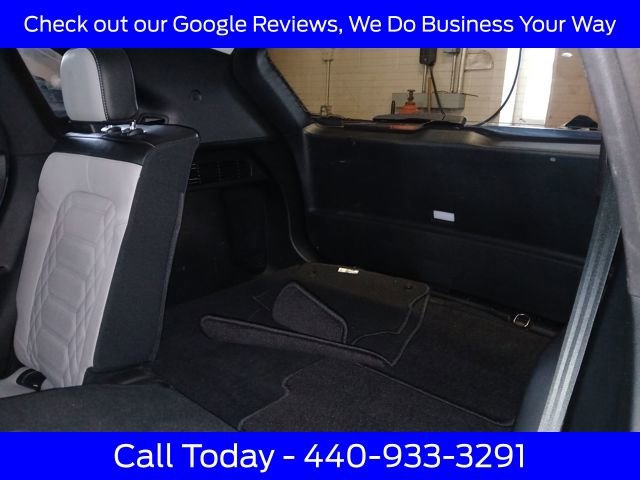 Certified 2023 Ford Escape Platinum w/ Premium Technology Package image 37