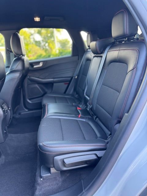 Certified 2025 Ford Escape ST-Line image 20