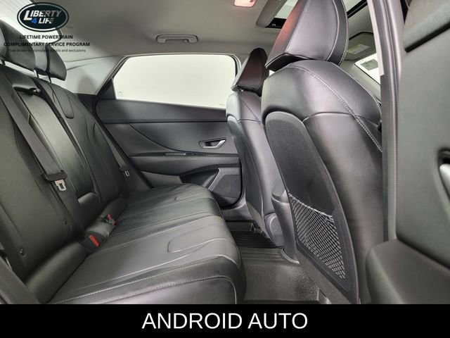 Used 2023 Hyundai Elantra Limited image 16