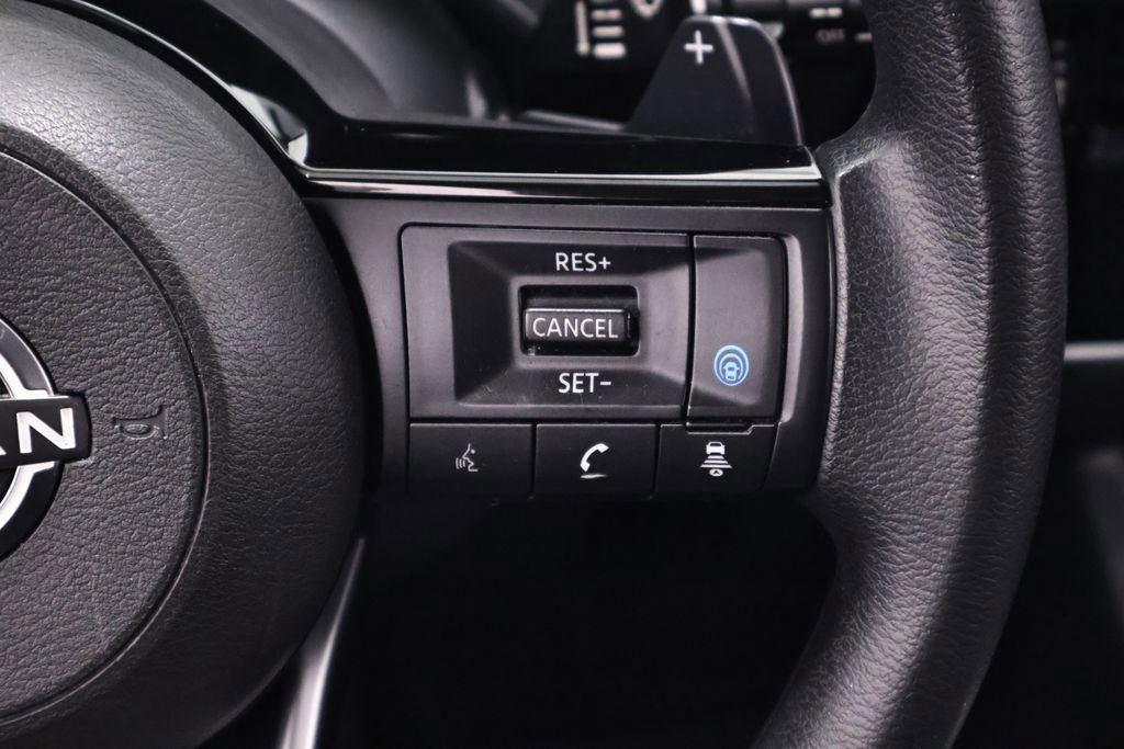 Used 2022 Nissan Rogue SV FWD image 24