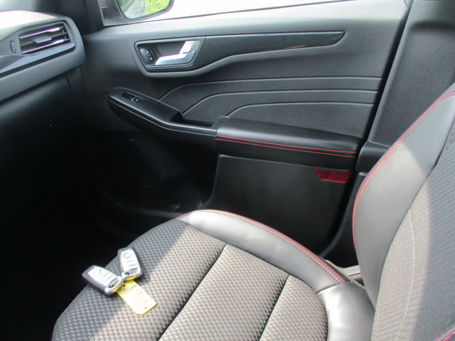 Certified 2023 Ford Escape ST-Line w/ Tech Pack #1 AWD/4WD image 20