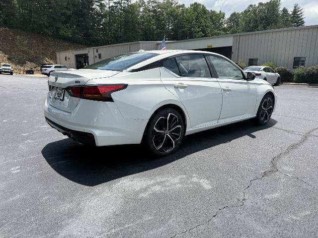 Used 2024 Nissan Altima 2.5 SR FWD image 20