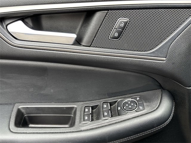 Certified 2022 Ford Edge SEL w/ Convenience Package image 13