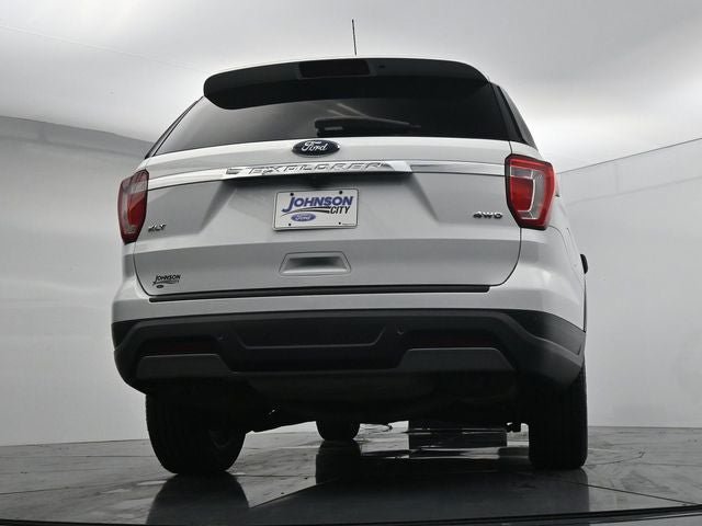Certified 2019 Ford Explorer XLT w/ Equipment Group 201A AWD/4WD image 34