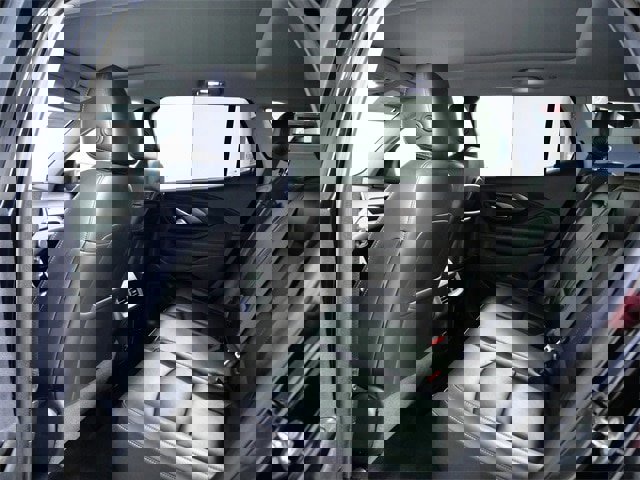 Used 2018 GMC Terrain SLT w/ Preferred Package image 13