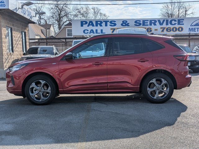 Certified 2024 Ford Escape ST-Line w/ Tech Pack #1 AWD/4WD image 7