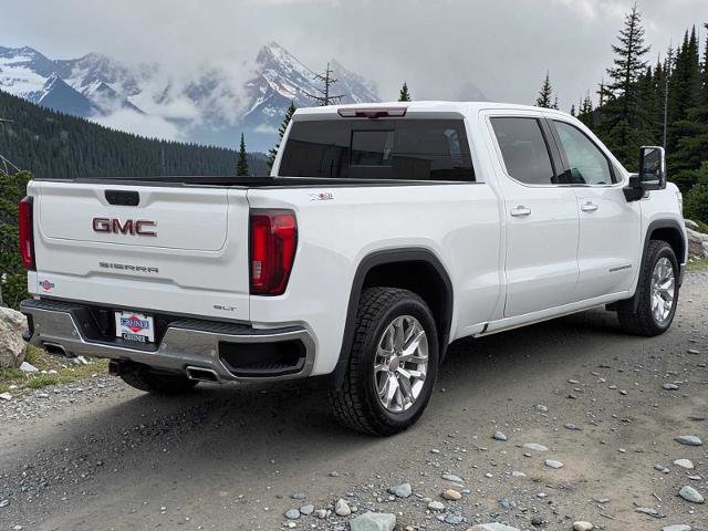 Used 2022 GMC Sierra 1500 SLT w/ SLT Premium Plus Package AWD/4WD image 6