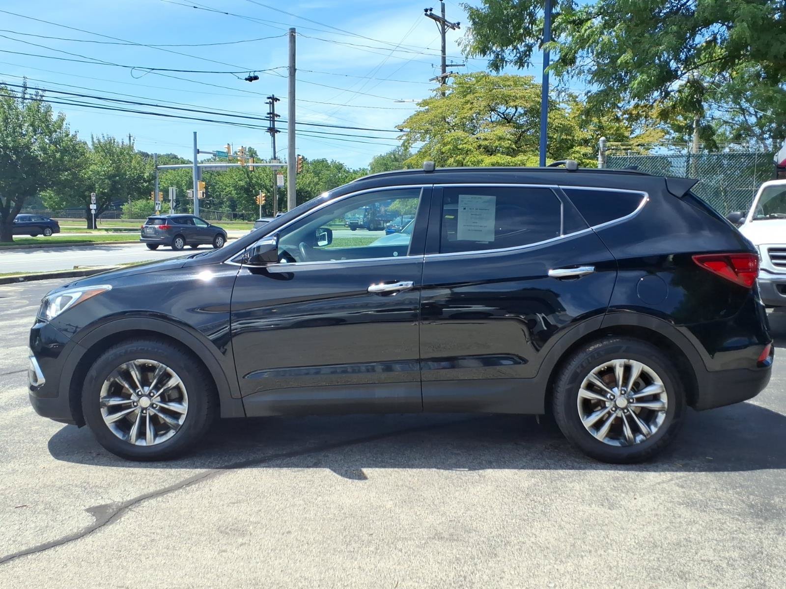 Used 2018 Hyundai Santa Fe Sport 2.0T w/ Cargo Package AWD/4WD image 6