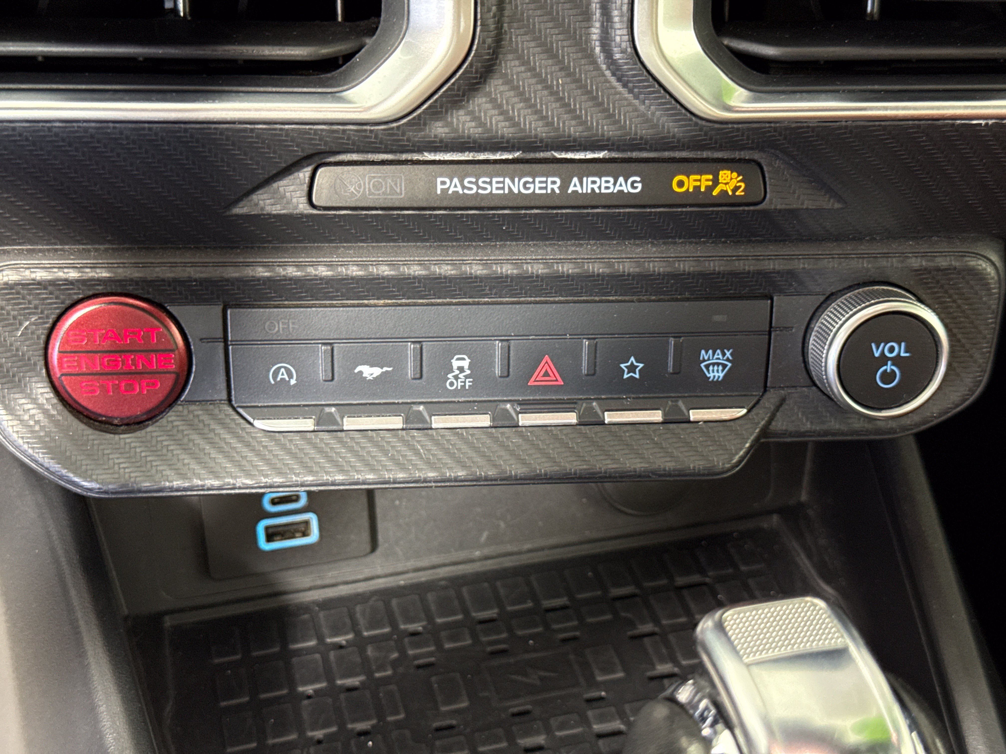 Certified 2024 Ford Mustang Premium RWD image 27