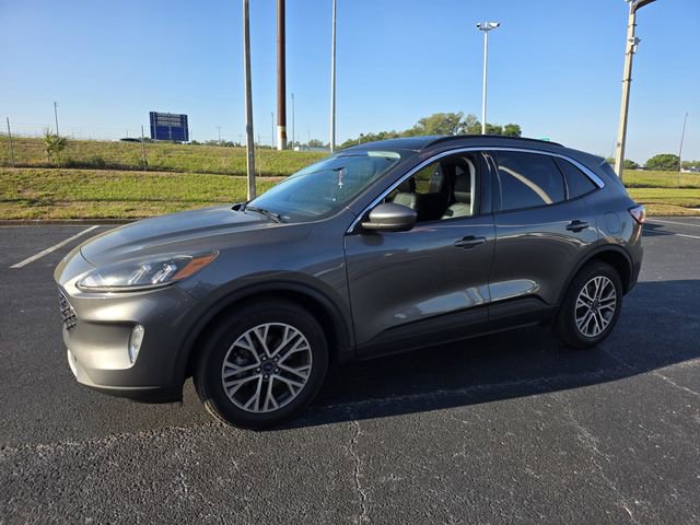 Certified 2022 Ford Escape SEL w/ Technology Package AWD/4WD image 9