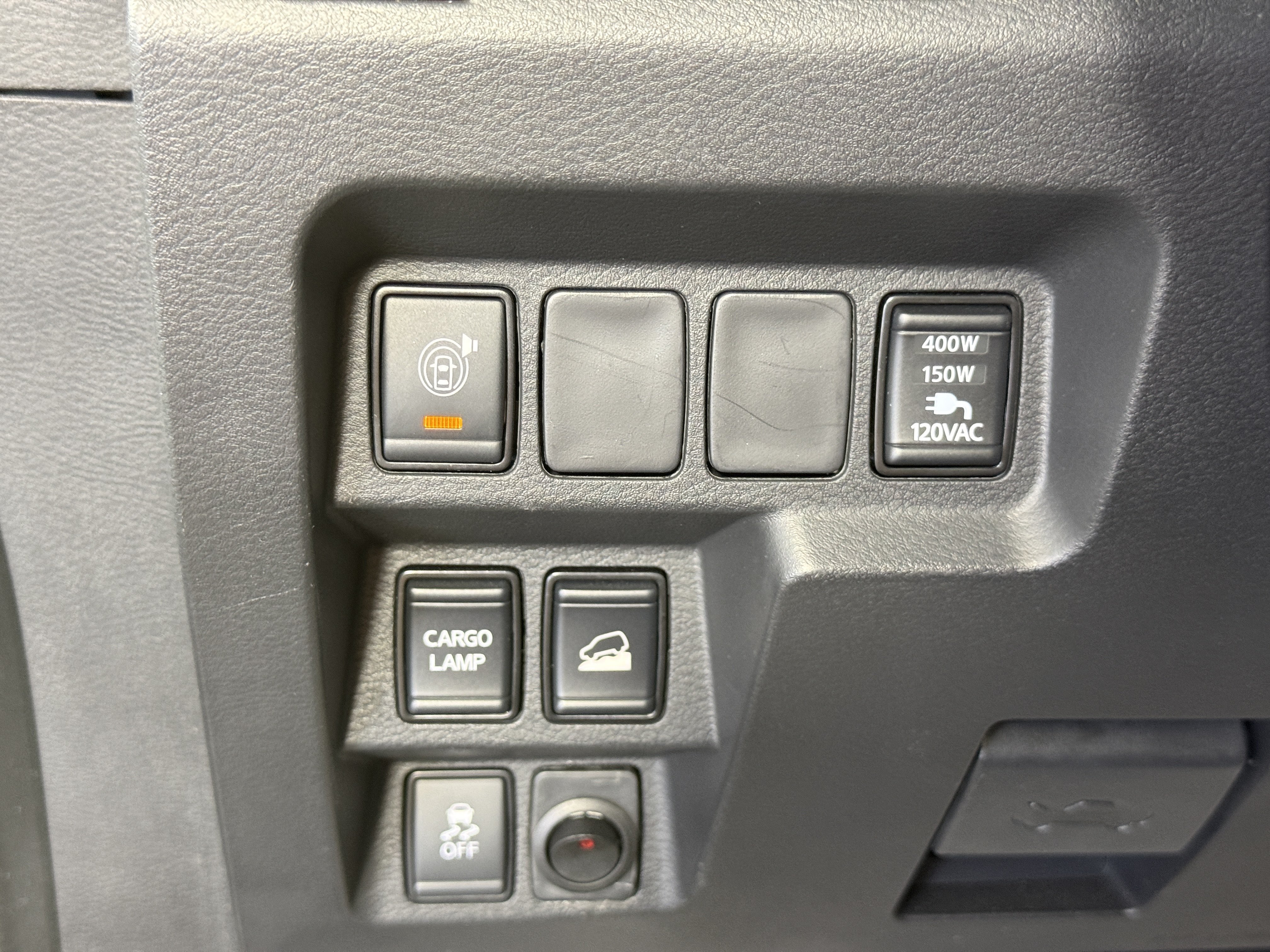 Used 2022 Nissan Frontier SV w/ SV Premium Package AWD/4WD image 27