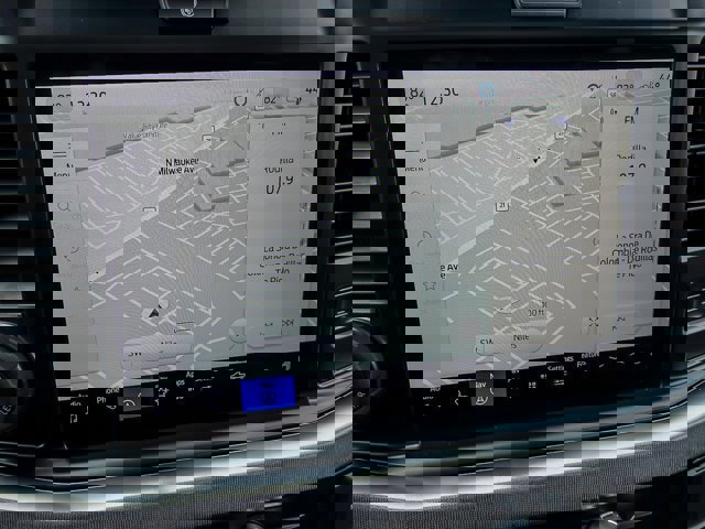 Certified 2025 Ford F250 Platinum image 19