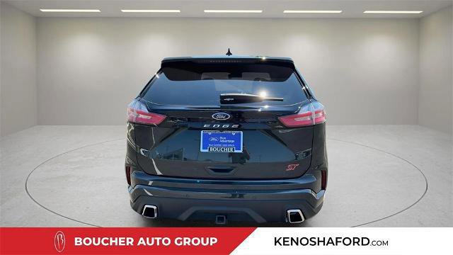 Certified 2022 Ford Edge ST w/ Equipment Group 401A image 4