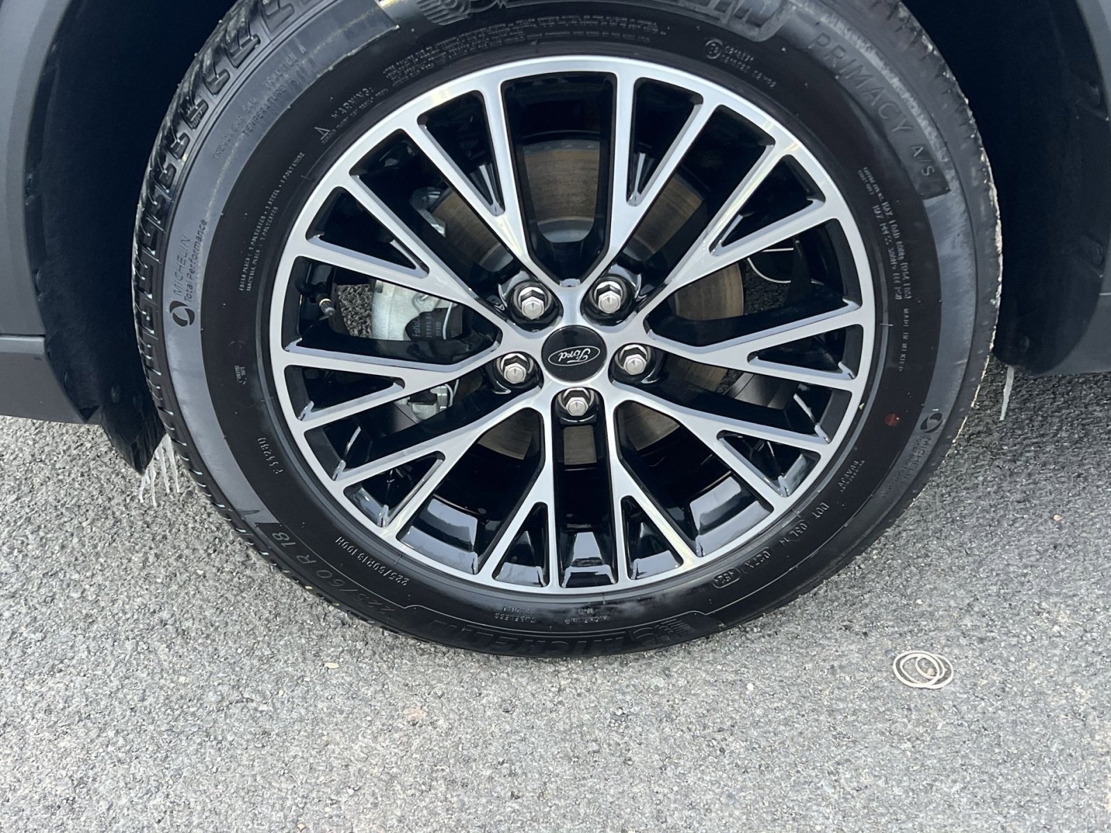 Certified 2025 Ford Escape SE image 12