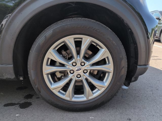 Certified 2023 Ford Explorer XLT w/ Equipment Group 202A AWD/4WD image 13
