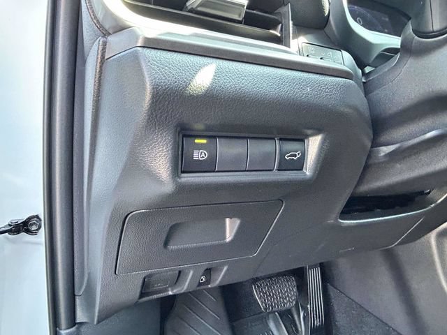 Used 2025 Toyota Grand Highlander FWD image 16