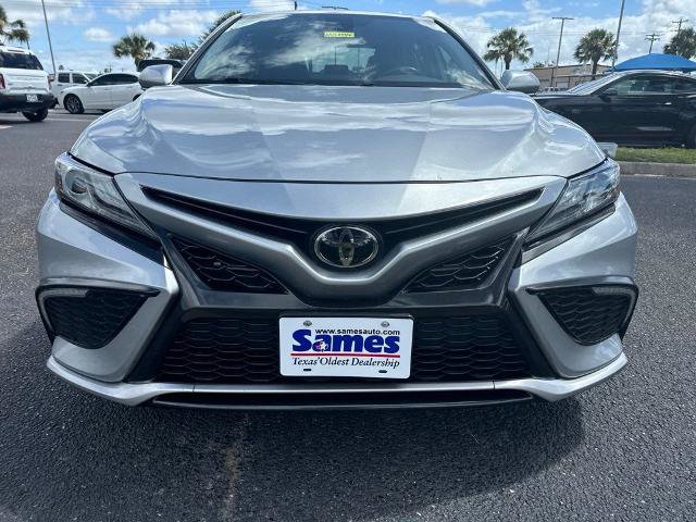 Used 2022 Toyota Camry XSE FWD image 7