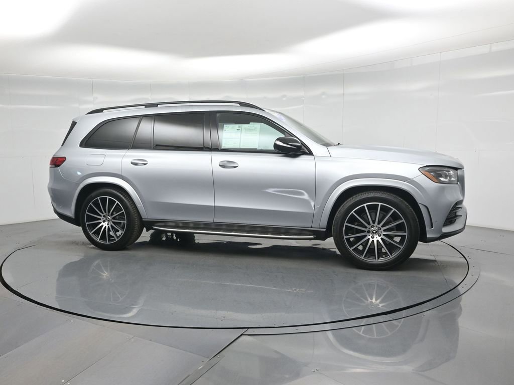 Used 2022 Mercedes-Benz GLS 450 4MATIC image 12