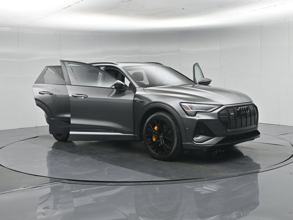Used 2022 Audi e-tron Chronos w/ Chronos Package AWD/4WD image 37