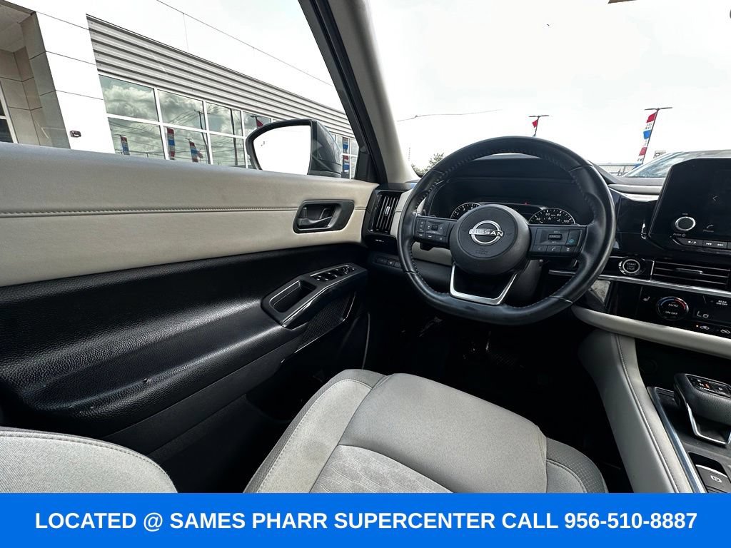 Used 2024 Nissan Pathfinder SV FWD image 13