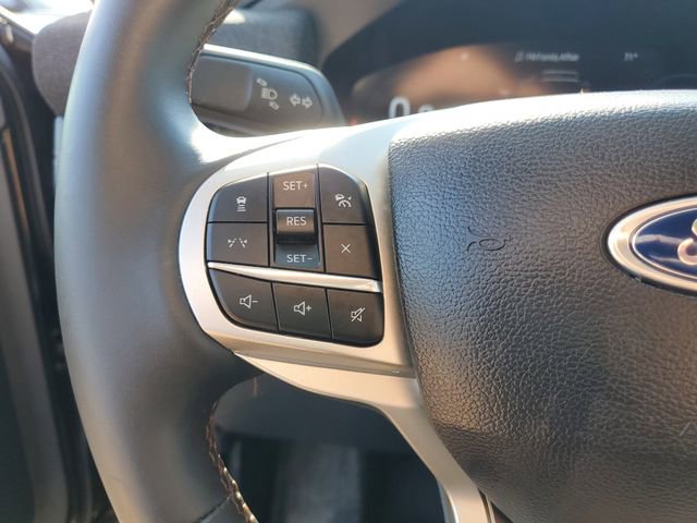 Certified 2025 Ford Explorer Active w/ Active Comfort Package AWD/4WD image 18