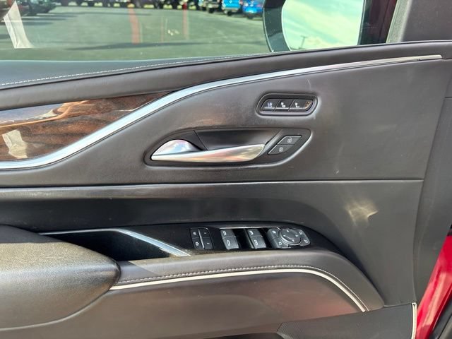 Used 2022 Cadillac Escalade Sport Platinum AWD/4WD image 17