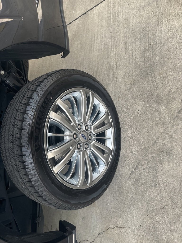 Certified 2024 Ford F150 Platinum w/ Equipment Group 703A Plus image 28