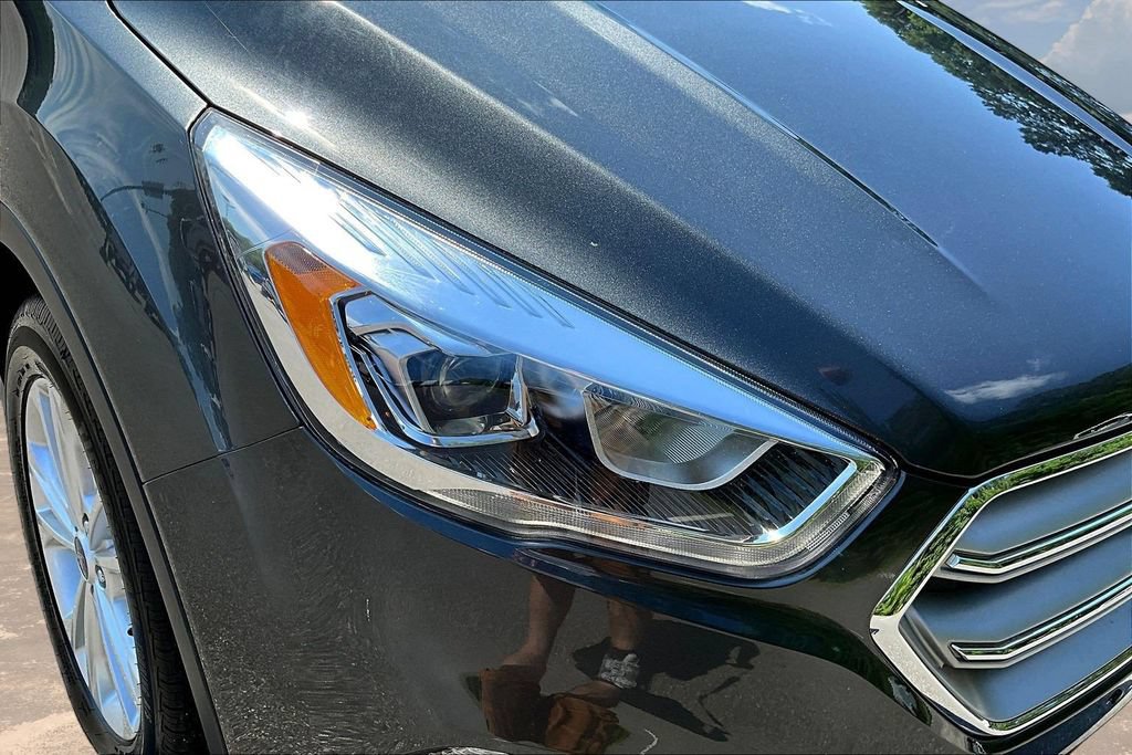 Certified 2019 Ford Escape SEL FWD image 33