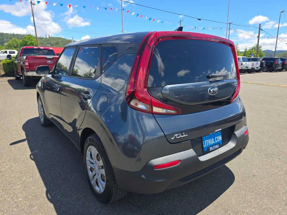 Used 2020 Kia Soul LX FWD image 3