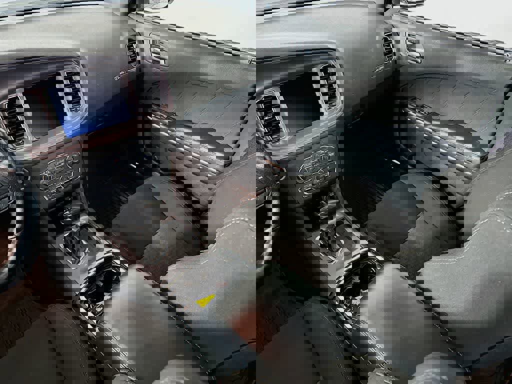 Used 2023 Dodge Charger R/T w/ Performance Handling Group image 14