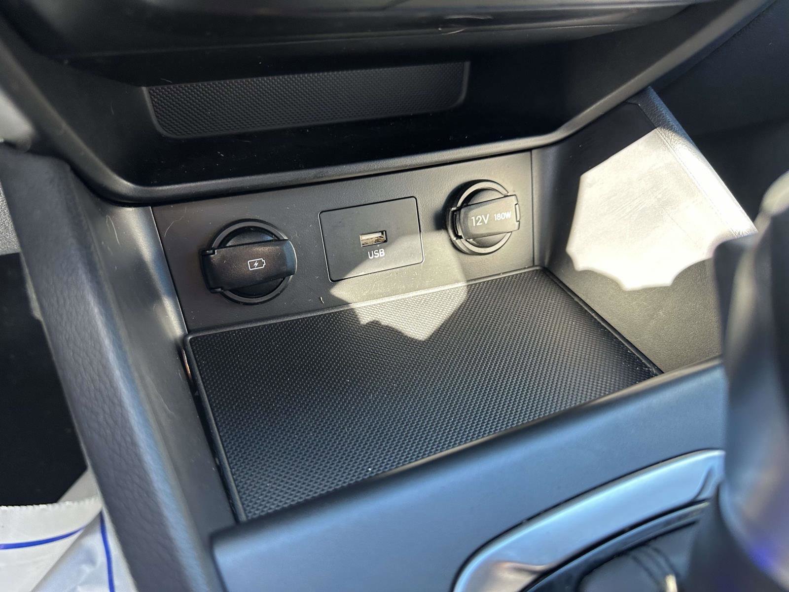 Used 2023 Hyundai Kona SEL image 23