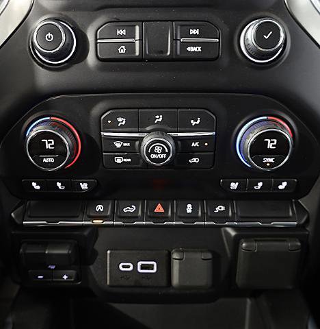 Used 2019 Chevrolet Silverado 1500 LTZ w/ LTZ Convenience Package image 15