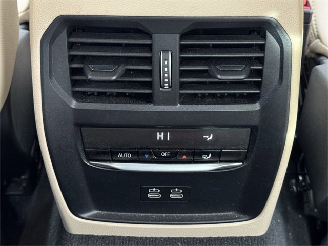 Used 2023 BMW 330i Sedan w/ Driving Assistance Package image 26