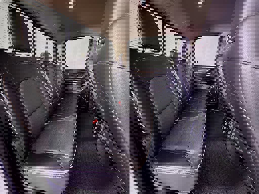 Used 2020 RAM 1500 Laramie w/ Off Road Group image 30