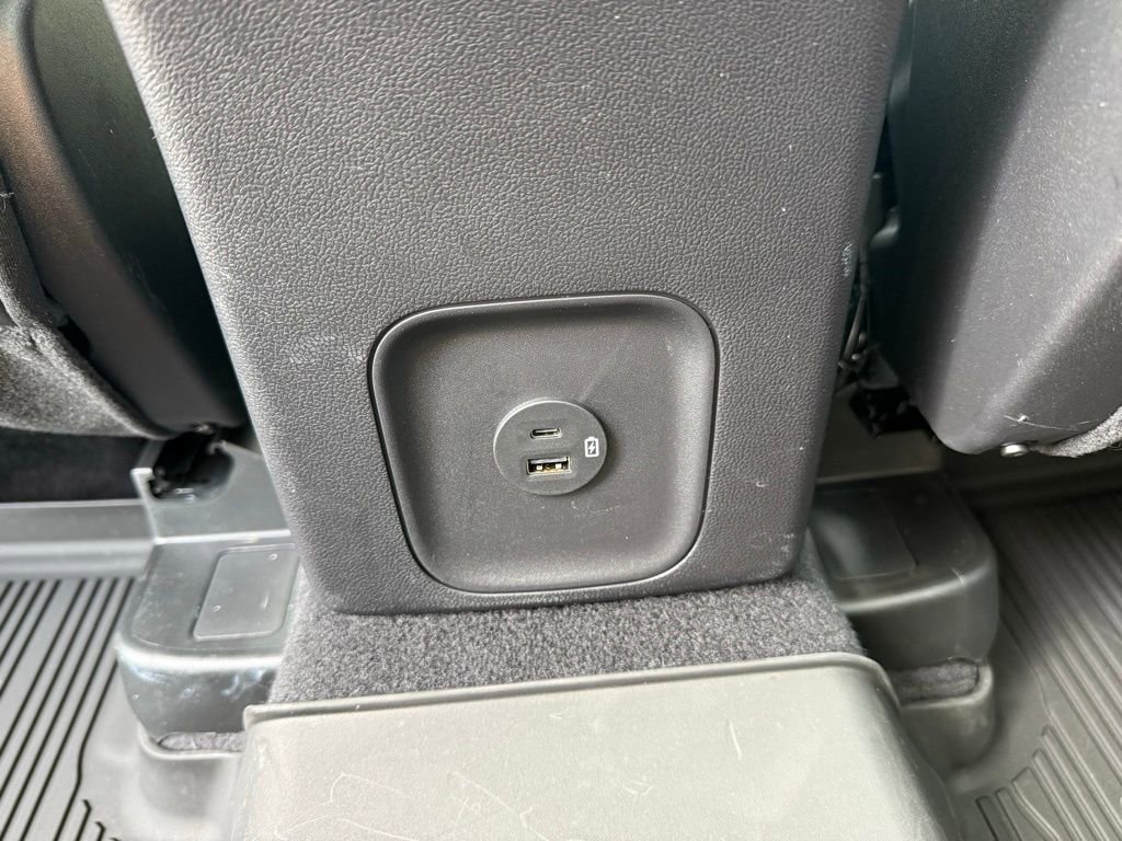 Certified 2022 Ford Escape SEL w/ SEL Stealth AWD Package image 23