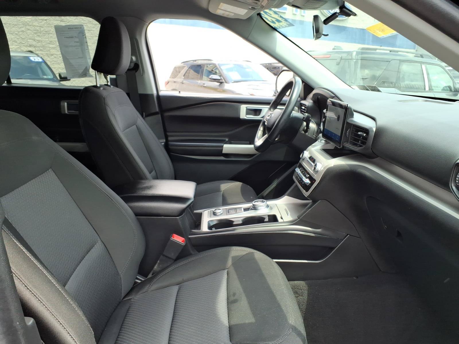 Certified 2023 Ford Explorer XLT AWD/4WD image 12