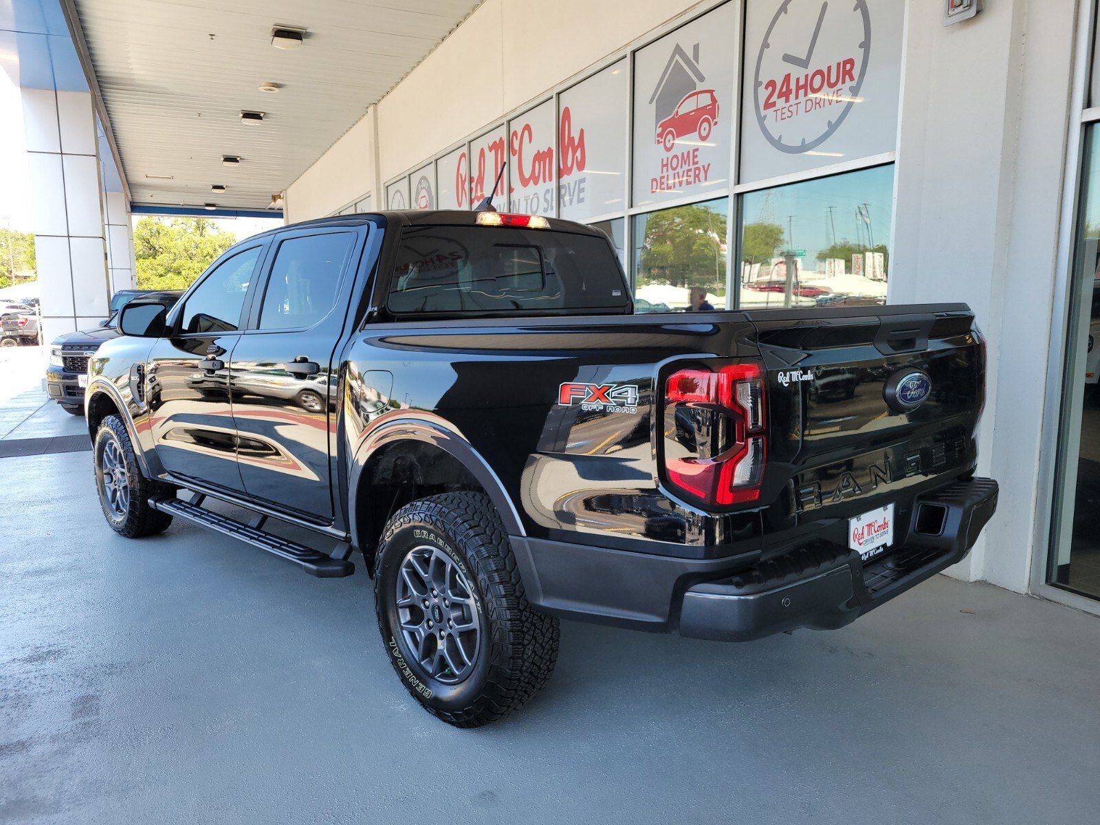 Certified 2024 Ford Ranger XLT w/ FX4 Off-Road Package image 3