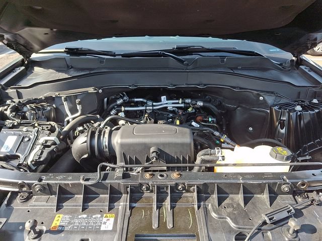 Certified 2023 Ford Explorer XLT w/ Equipment Group 202A AWD/4WD image 34